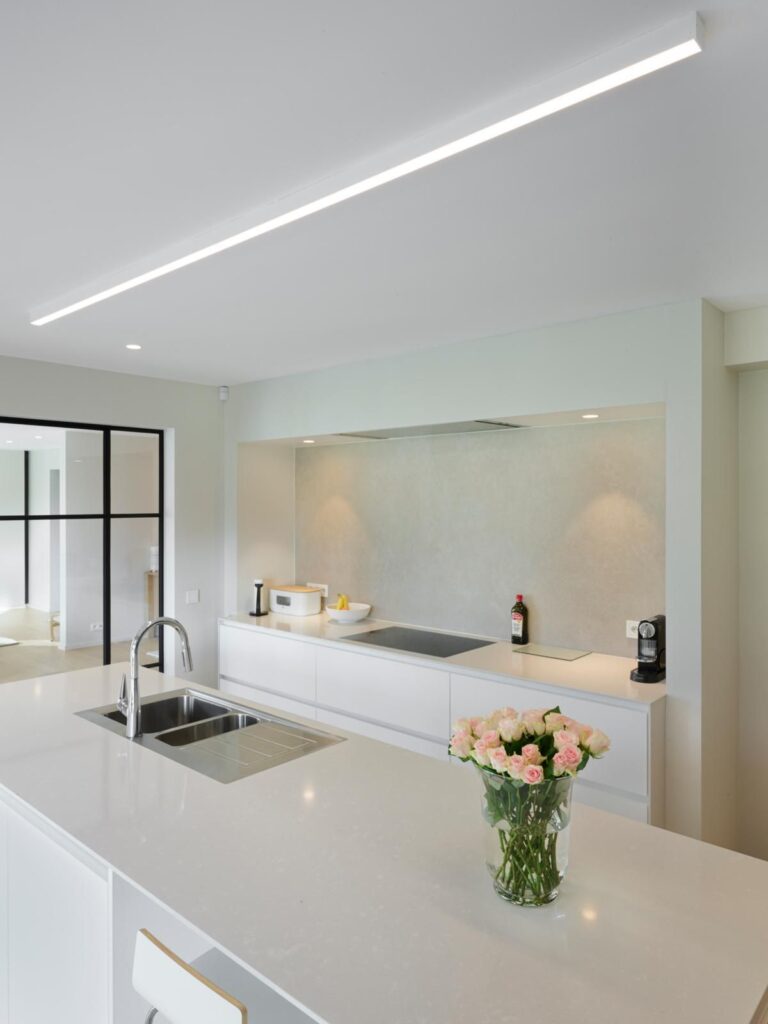  Linear LED Profile Light